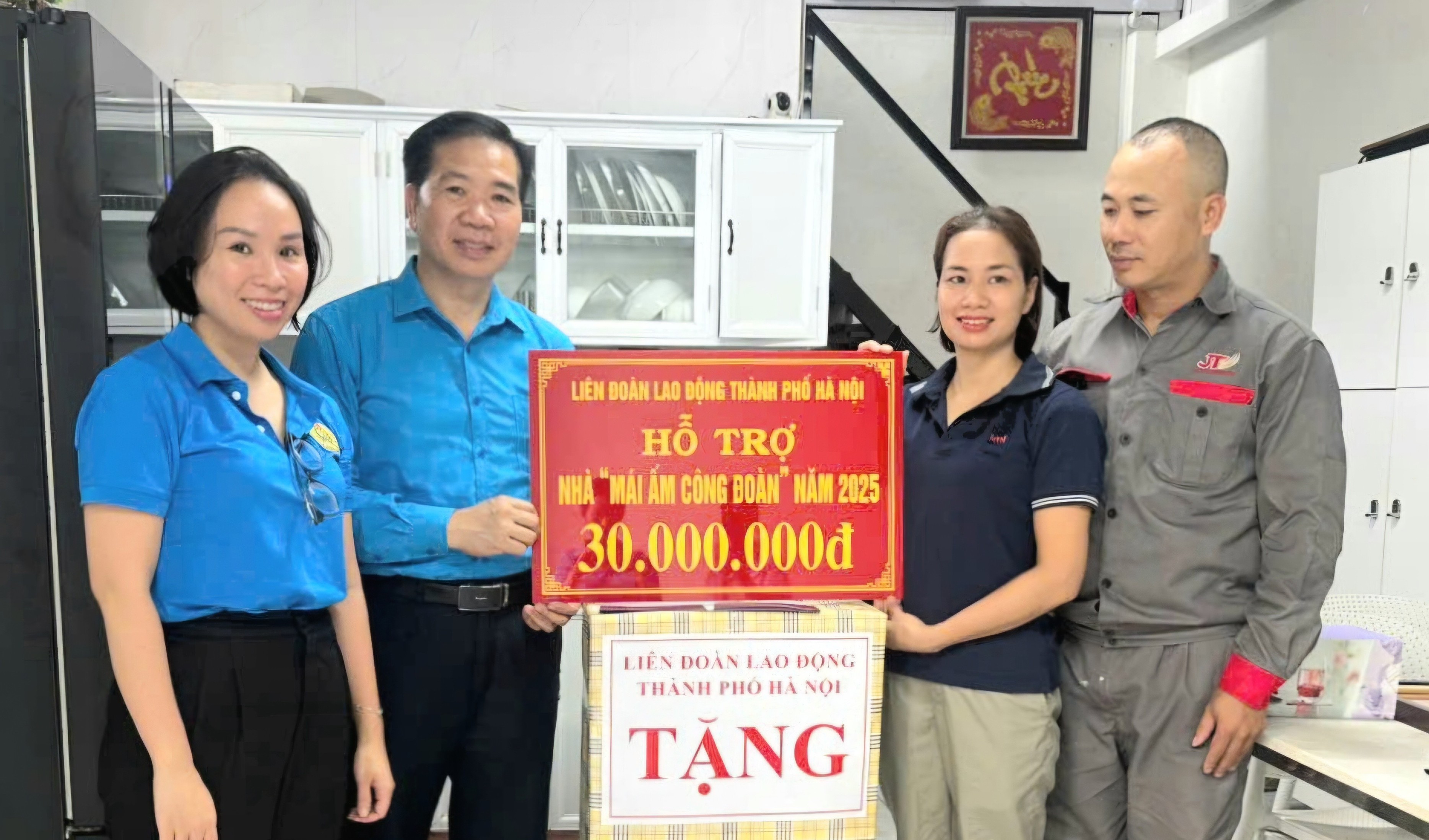 LĐLĐ thành phố Hà Nội hỗ trợ “Mái ấm Công đoàn” cho đoàn viên có hoàn cảnh khó khăn về nhà ở