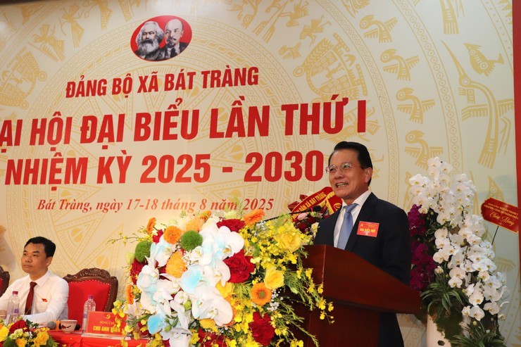 Xây dựng xã Bát Tràng phát triển toàn diện, bền vững