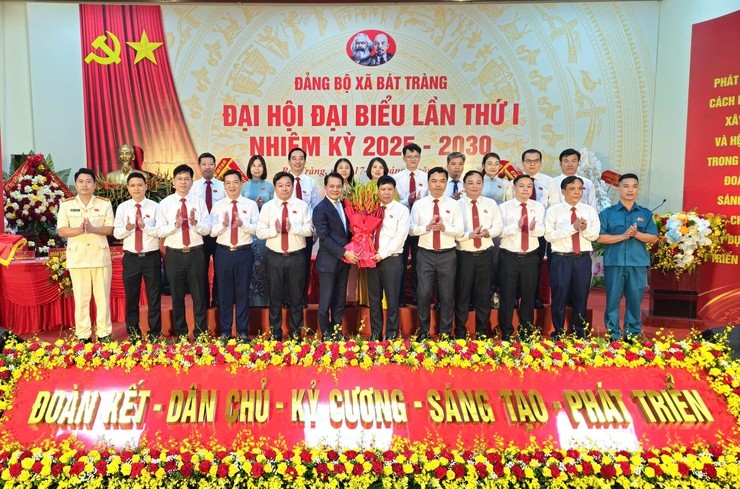 Xây dựng xã Bát Tràng phát triển toàn diện, bền vững