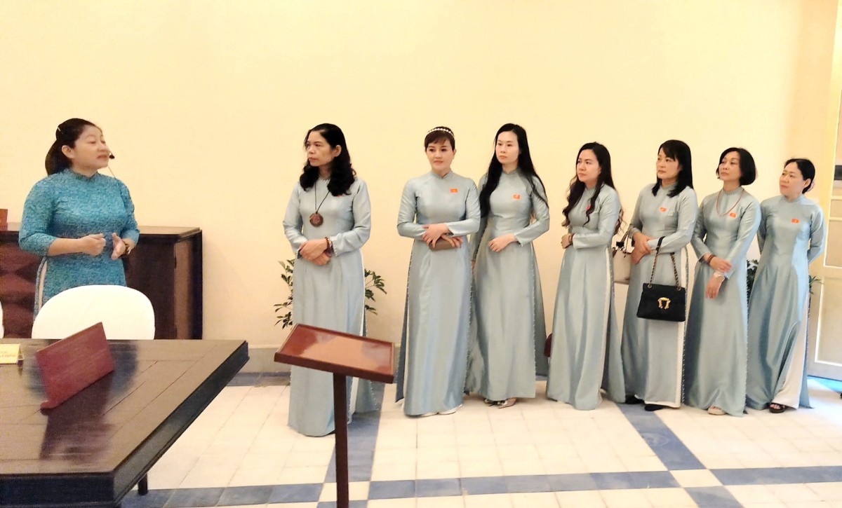 Trang trọng Lễ kết nạp Đảng tại “địa chỉ đỏ” 48 Hàng Ngang - nơi Bác Hồ viết Tuyên ngôn Độc lập