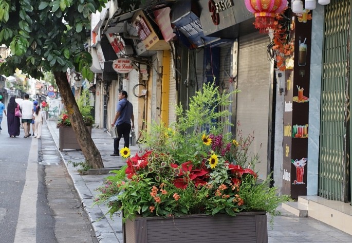 Hà Nội rực rỡ cờ hoa, phố xanh - sạch - đẹp chào mừng Quốc khánh 2/9 Hà Nội rực rỡ cờ hoa, phố xanh - sạch - đẹp chào mừng Quốc khánh 2/9