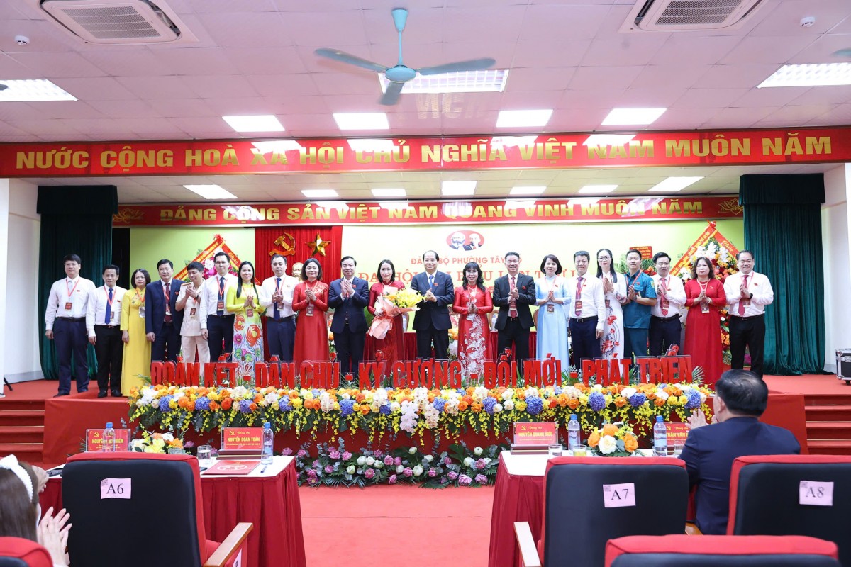 Quyết tâm xây dựng phường Tây Mỗ phát triển toàn diện, trở thành đô thị văn minh, hiện đại