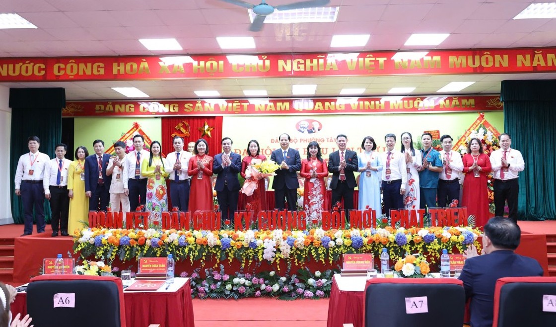 Quyết tâm xây dựng phường Tây Mỗ phát triển toàn diện, trở thành đô thị văn minh, hiện đại