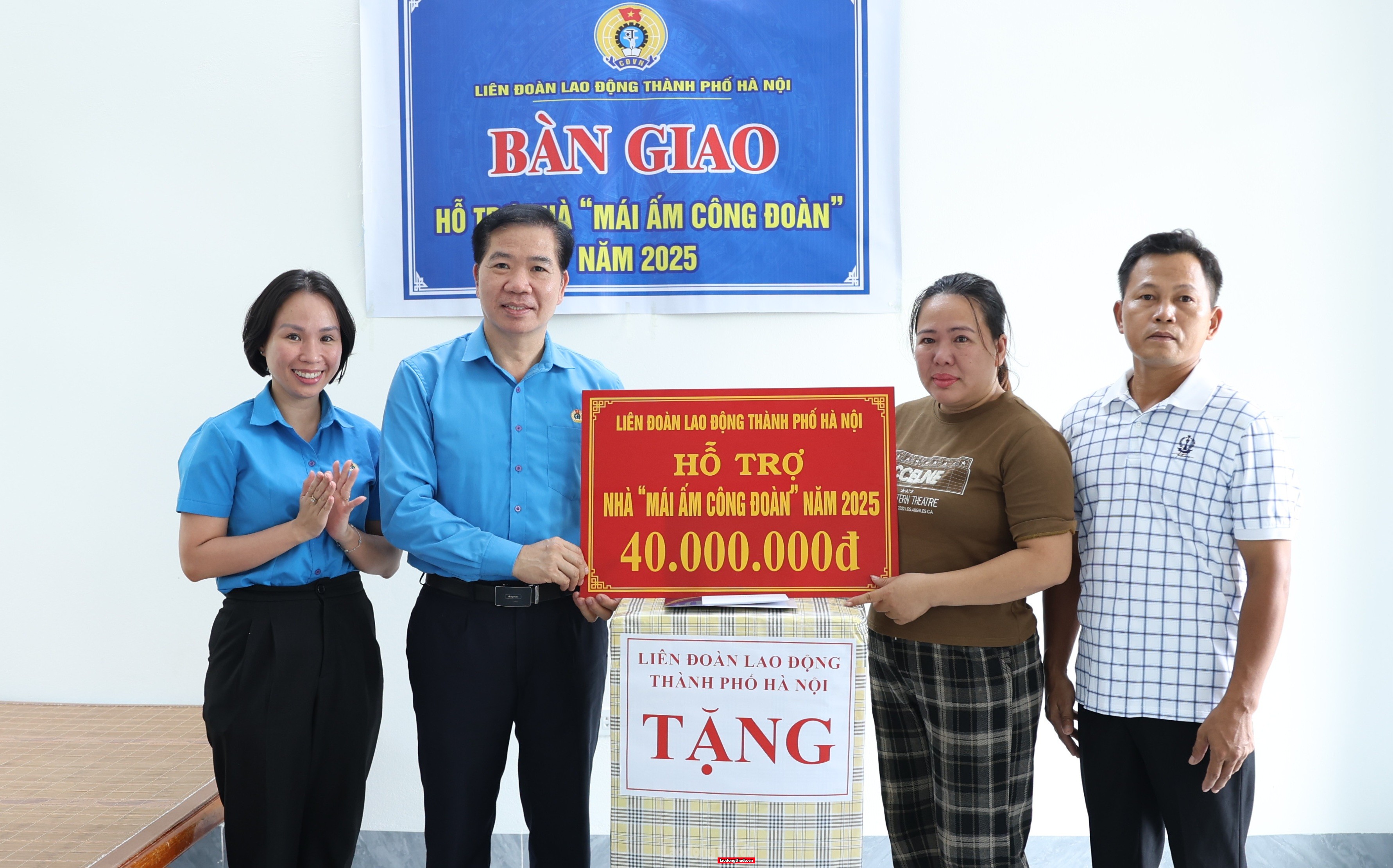 LĐLĐ thành phố Hà Nội hỗ trợ “Mái ấm Công đoàn” cho người lao động tại xã Ứng Thiên