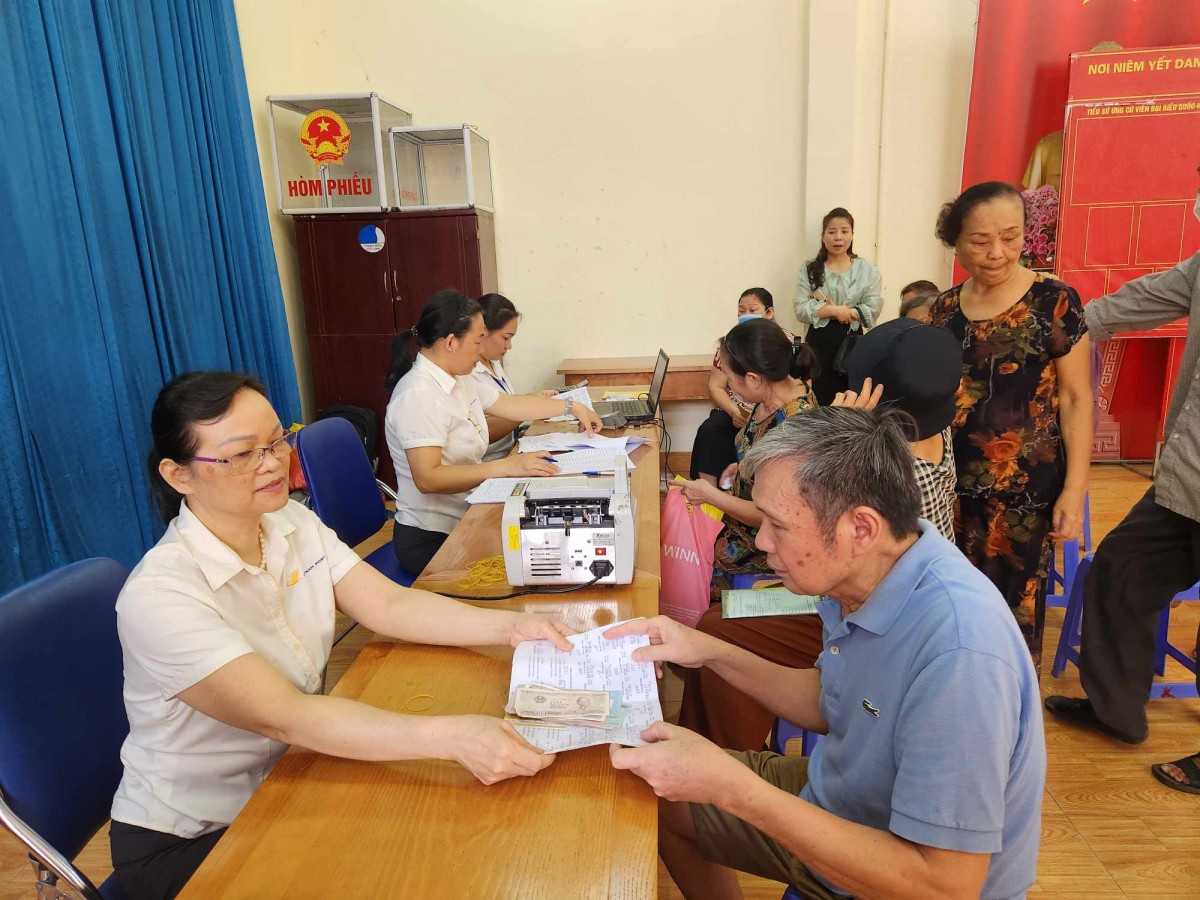 Hà Nội thí điểm phương án chi trả an sinh xã hội Hà Nội thí điểm phương án chi trả an sinh xã hội