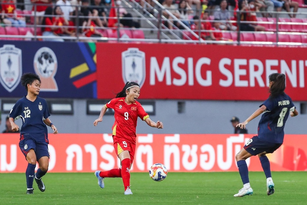 Tuyển nữ Việt Nam 