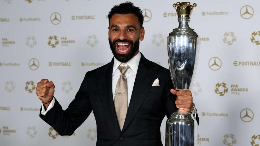 Mohamed Salah lập kỳ tích, giành giải Cầu thủ xuất sắc nhất năm của PFA lần thứ ba