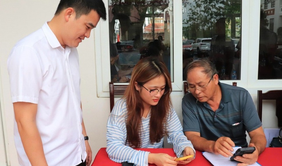 Hiệu quả thiết thực trong công tác chuyển đổi số ở Phú Nghĩa