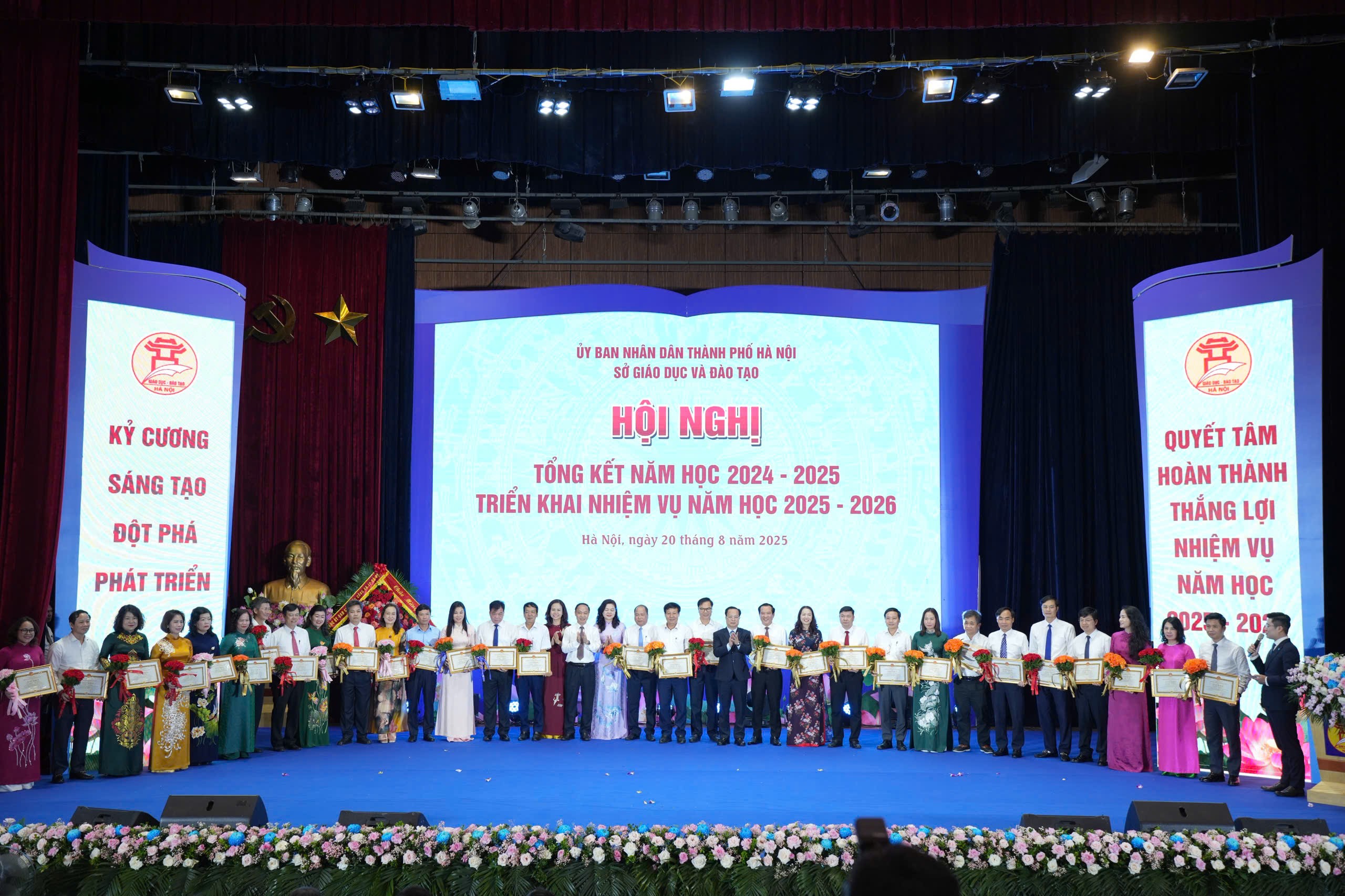 Phát huy vai trò tiên phong của ngành Giáo dục Thủ đô