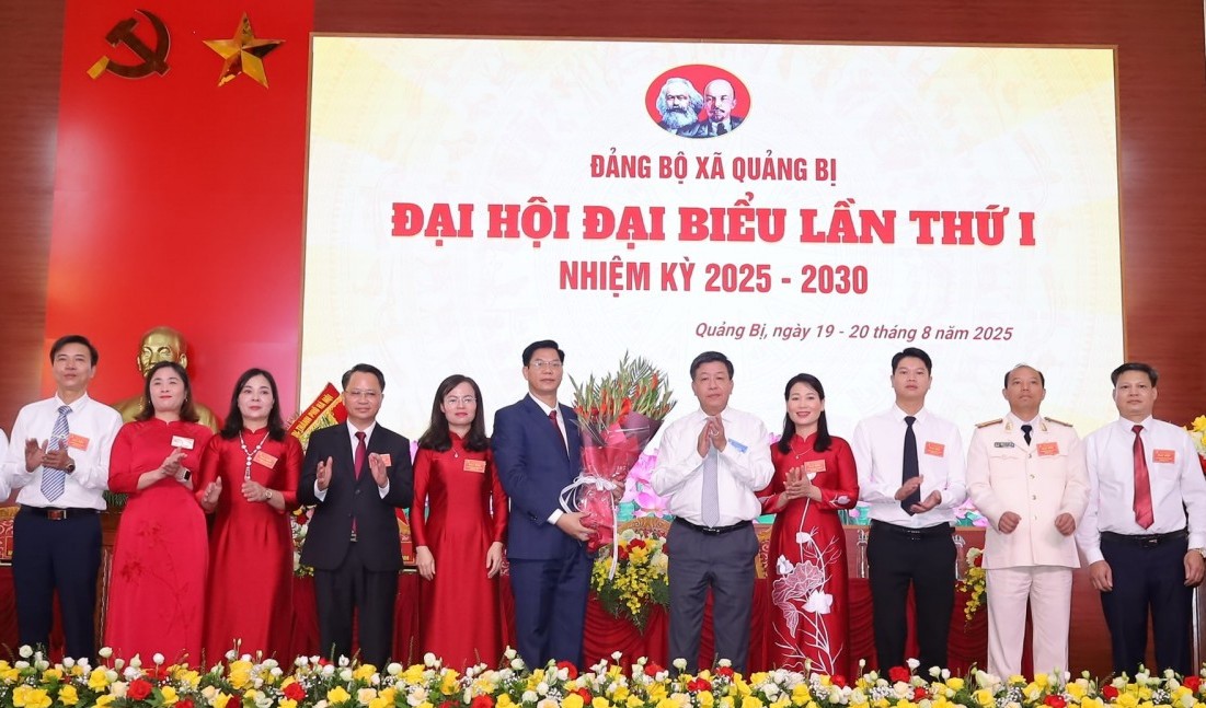 Đại hội đại biểu Đảng bộ xã Quảng Bị lần thứ I: Tái cơ cấu, chuyển đổi mô hình tăng trưởng để phát triển nhanh