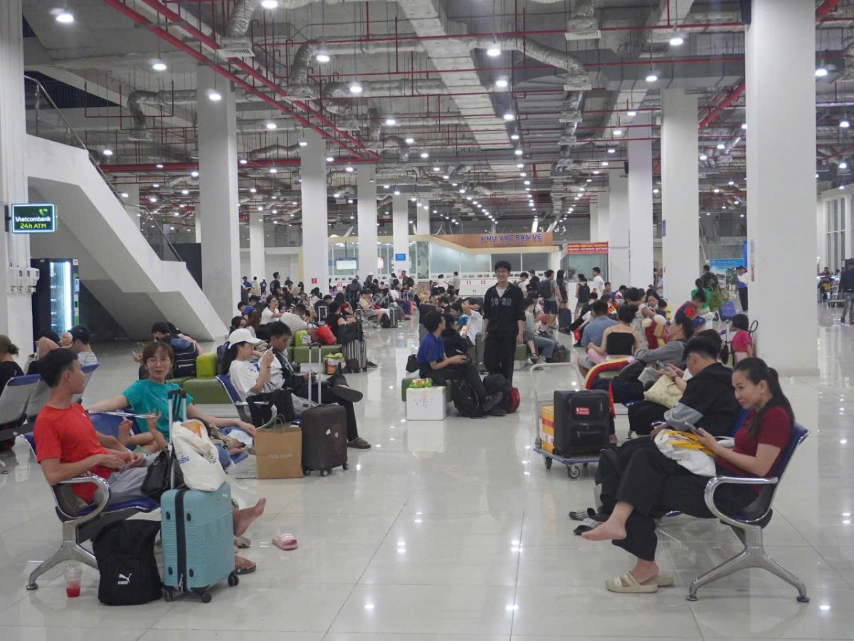 Lượng khách đi lại tại TP.HCM tăng mạnh trong dịp lễ Quốc khánh 2/9