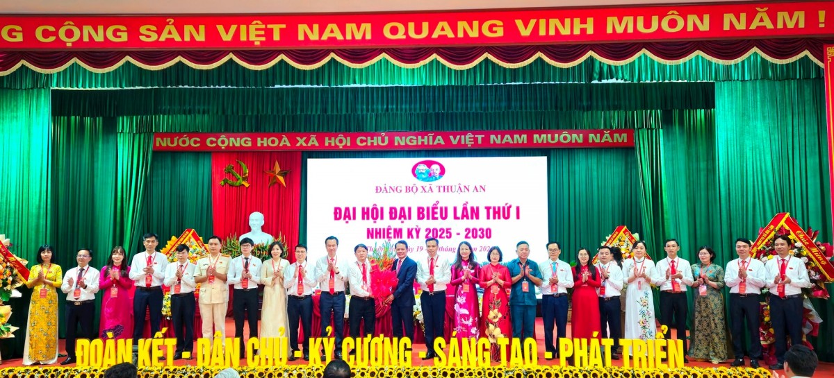 Đoàn kết, chung sức, xây dựng xã Thuận An giàu đẹp, dân chủ, văn minh