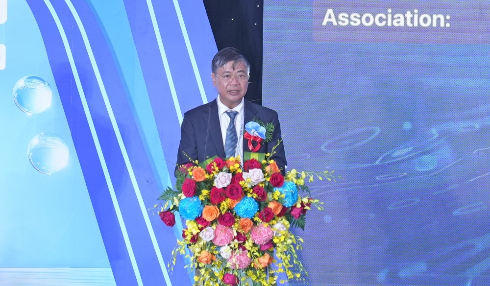 Ngành nước Việt Nam trong kỷ nguyên mới: Thách thức và cơ hội Ngành nước Việt Nam trong kỷ nguyên mới: Thách thức và cơ hội