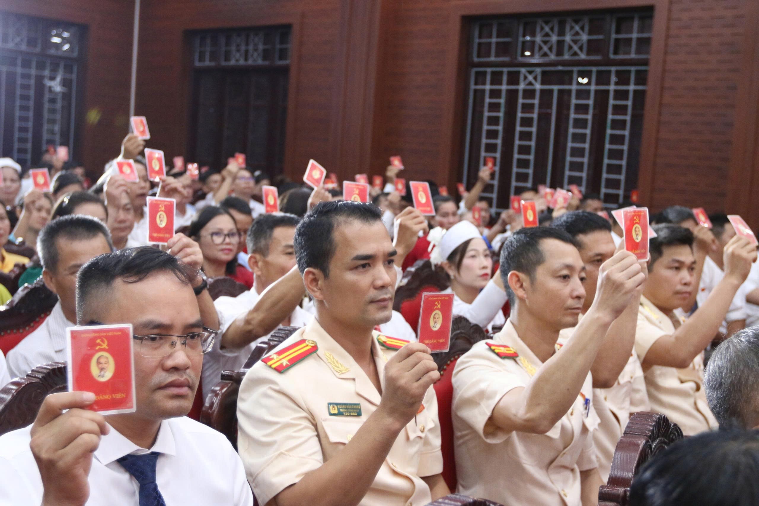 Đại hội Đảng bộ xã Yên Xuân lần thứ I: Đoàn kết, đổi mới, phát triển bền vững