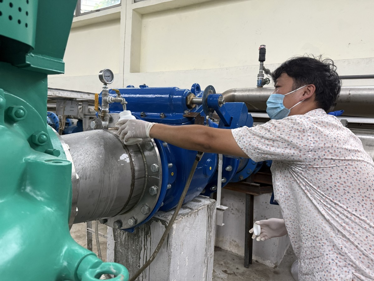 Nước sạch sinh hoạt được giám sát chặt chẽ phục vụ Đại lễ 80 năm Quốc khánh 2/9