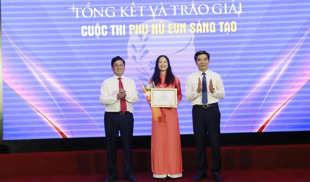 Ấn tượng Cuộc thi ảnh “Nét đẹp Phụ nữ EVN” và Cuộc thi “Phụ nữ EVN sáng tạo”