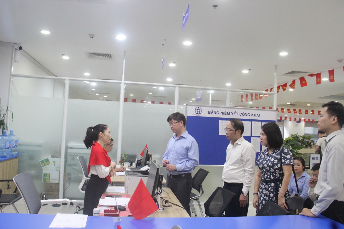 Tháo gỡ khó khăn, vướng mắc trong quá trình vận hành chính quyền địa phương tại Hà Nội