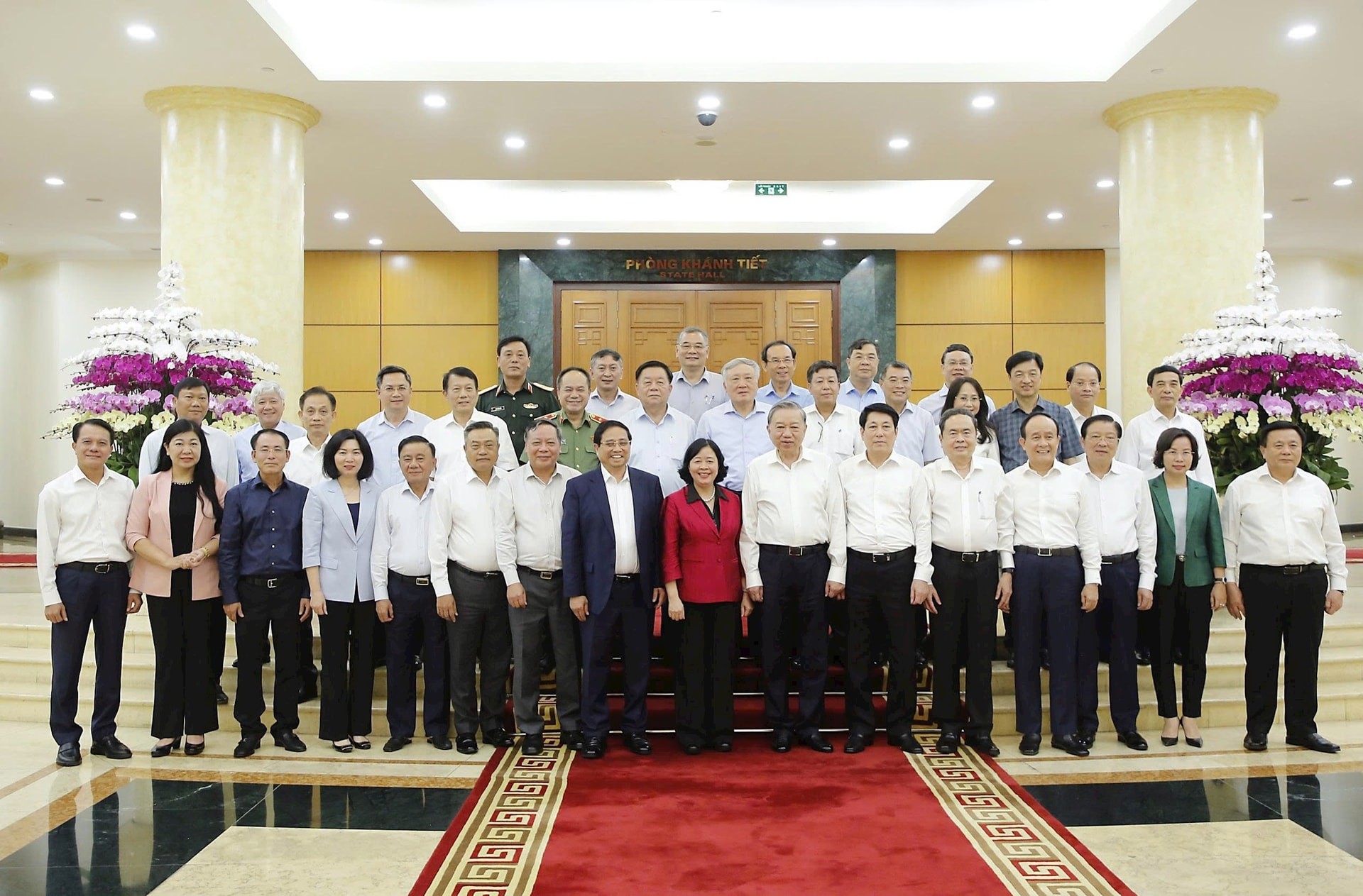 Tổng Bí thư Tô Lâm chủ trì cuộc làm việc của Bộ Chính trị với Ban Thường vụ Thành ủy Hà Nội và TP.HCM