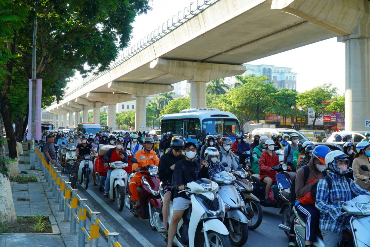 Dự báo thời tiết Hà Nội ngày 18/10: Ngày nắng, chiều tối có mưa rào và dông