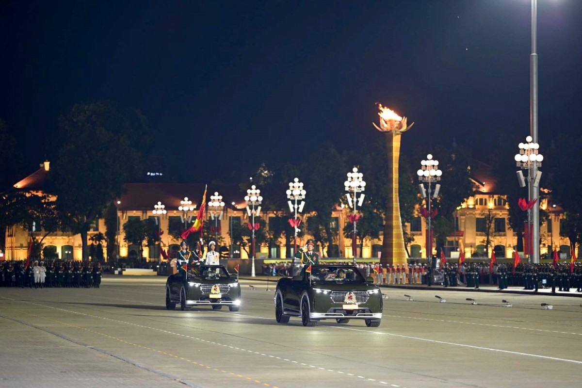 hợp luyện 21/8, diễu binh, diễu hành Mãn nhãn màn tổng hợp luyện diễu binh, diễu hành A80 tại Quảng trường Ba Đình