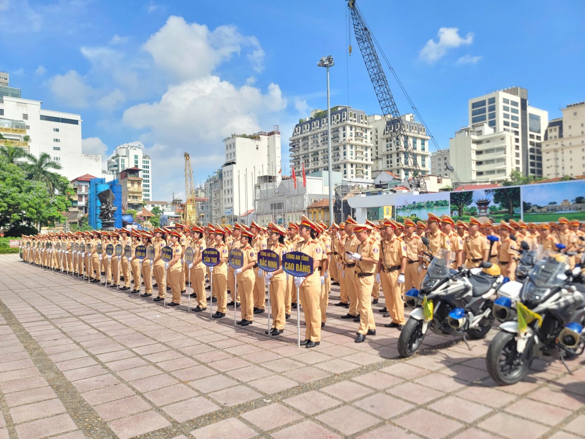 Tăng cường hơn 600 CSGT bảo đảm an toàn cho Lễ Quốc khánh tại Hà Nội