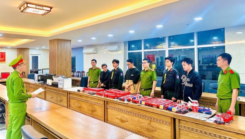 Phát hiện nhân viên ngân hàng tiếp tay đường dây rửa tiền 30.000 tỷ đồng