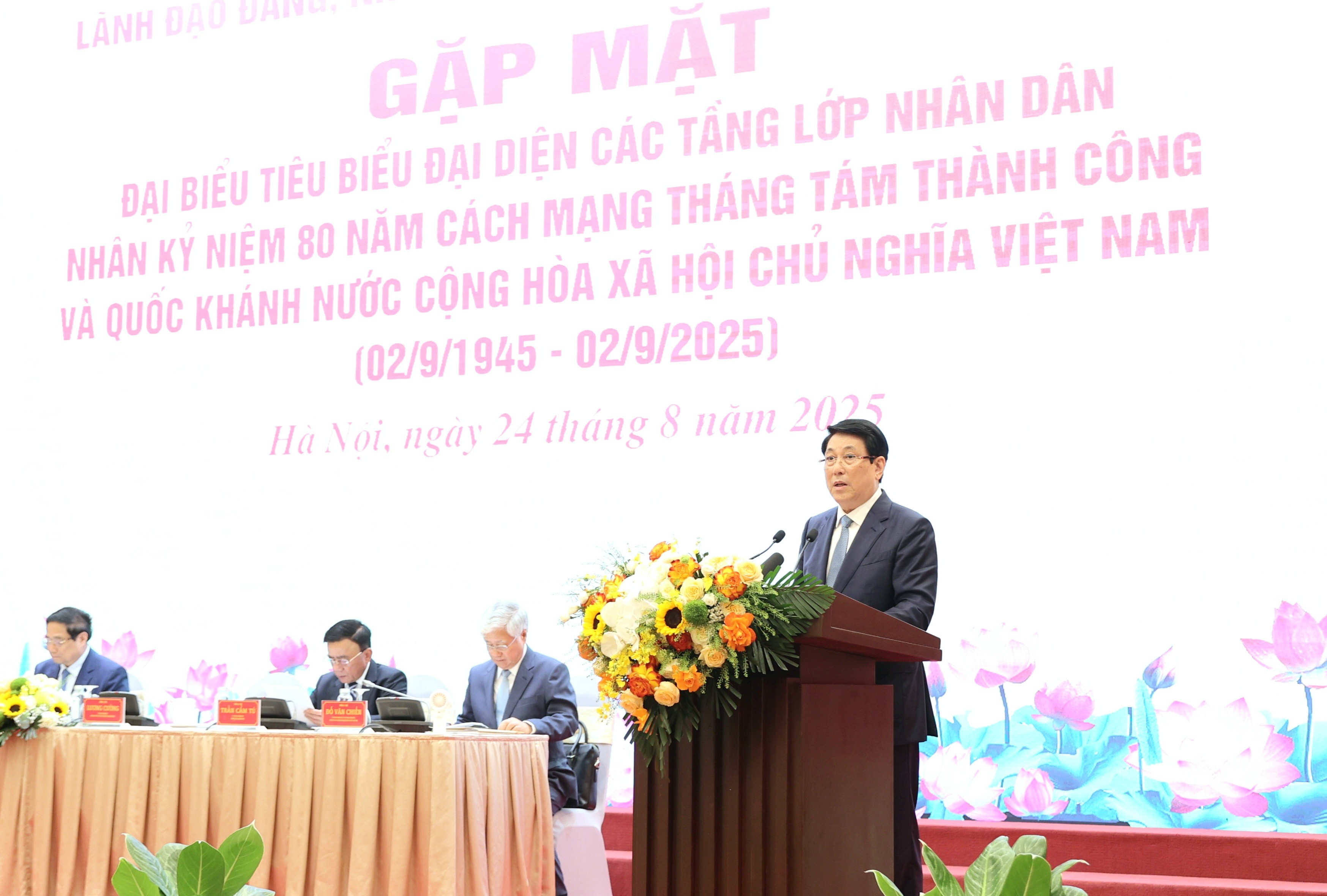 Chủ tịch nước Lương Cường: Mỗi thắng lợi của dân tộc đều bắt nguồn từ sức mạnh đại đoàn kết