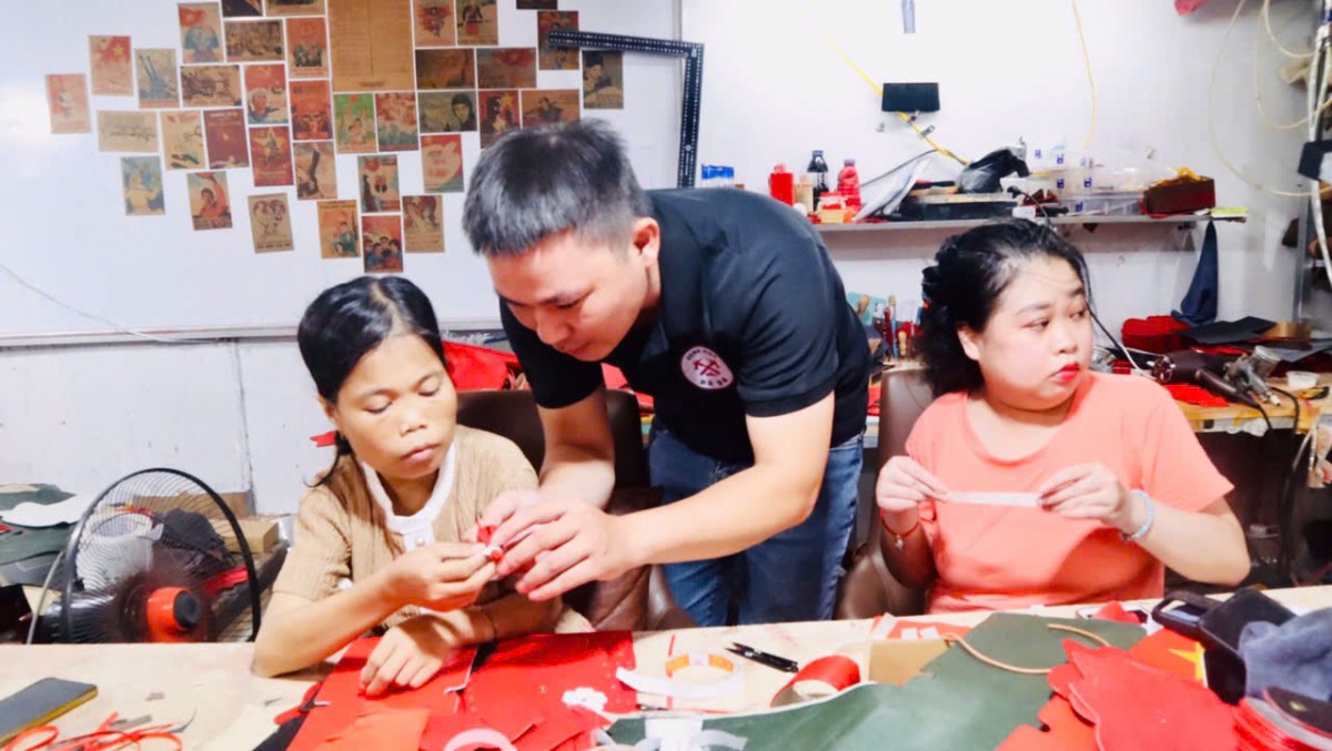 “Tôi giỏi” và Bộ sưu tập độc đáo của người khuyết tật chào mừng 80 năm Quốc khánh