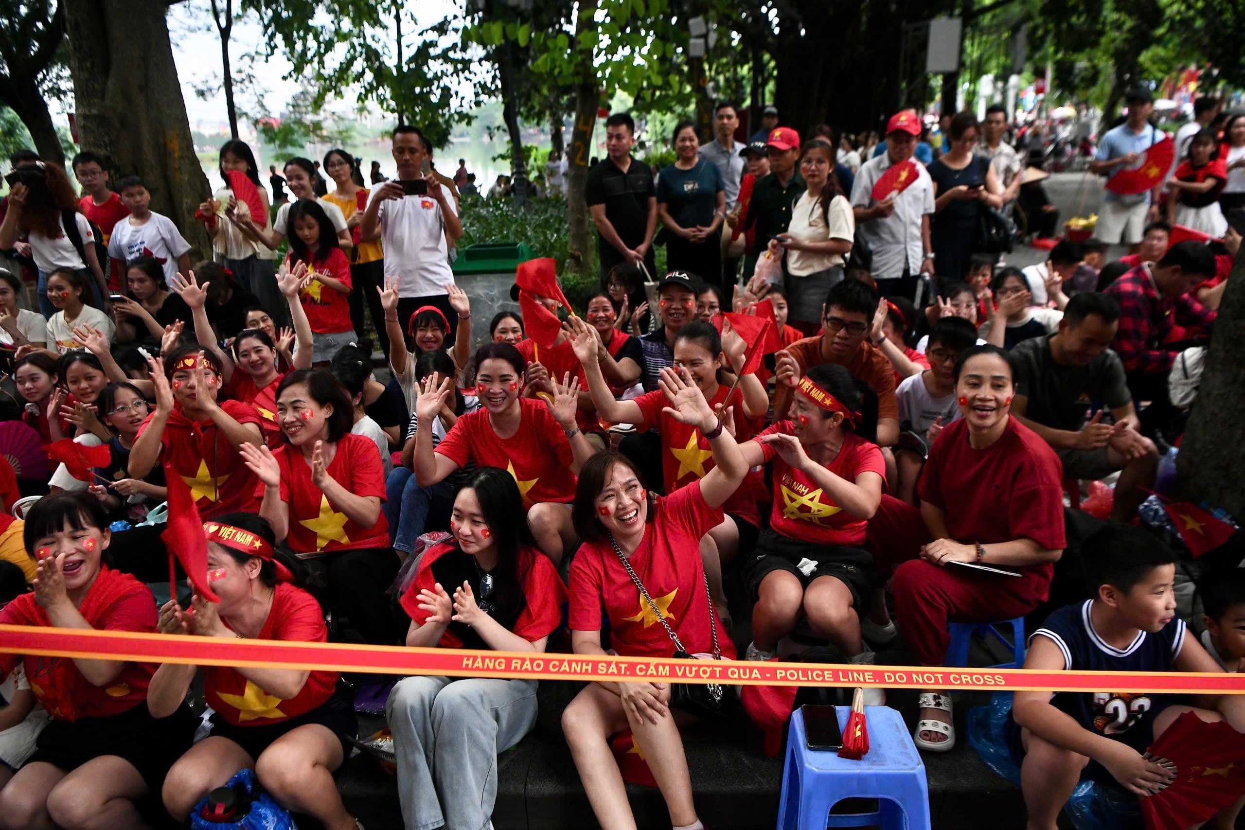 Hà Nội rộn ràng trước giờ tổng hợp luyện diễu binh diễu hành lần 2