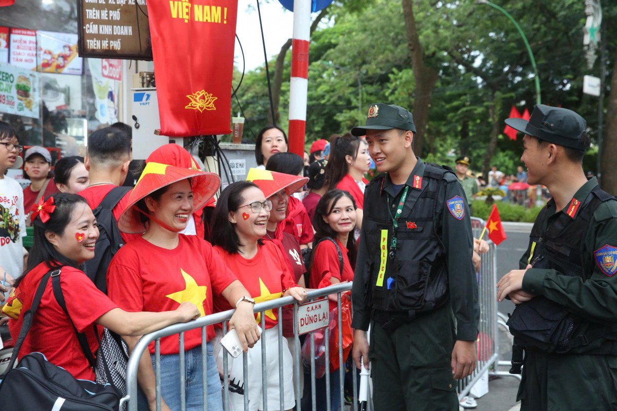 Hành động văn minh của mỗi người góp phần