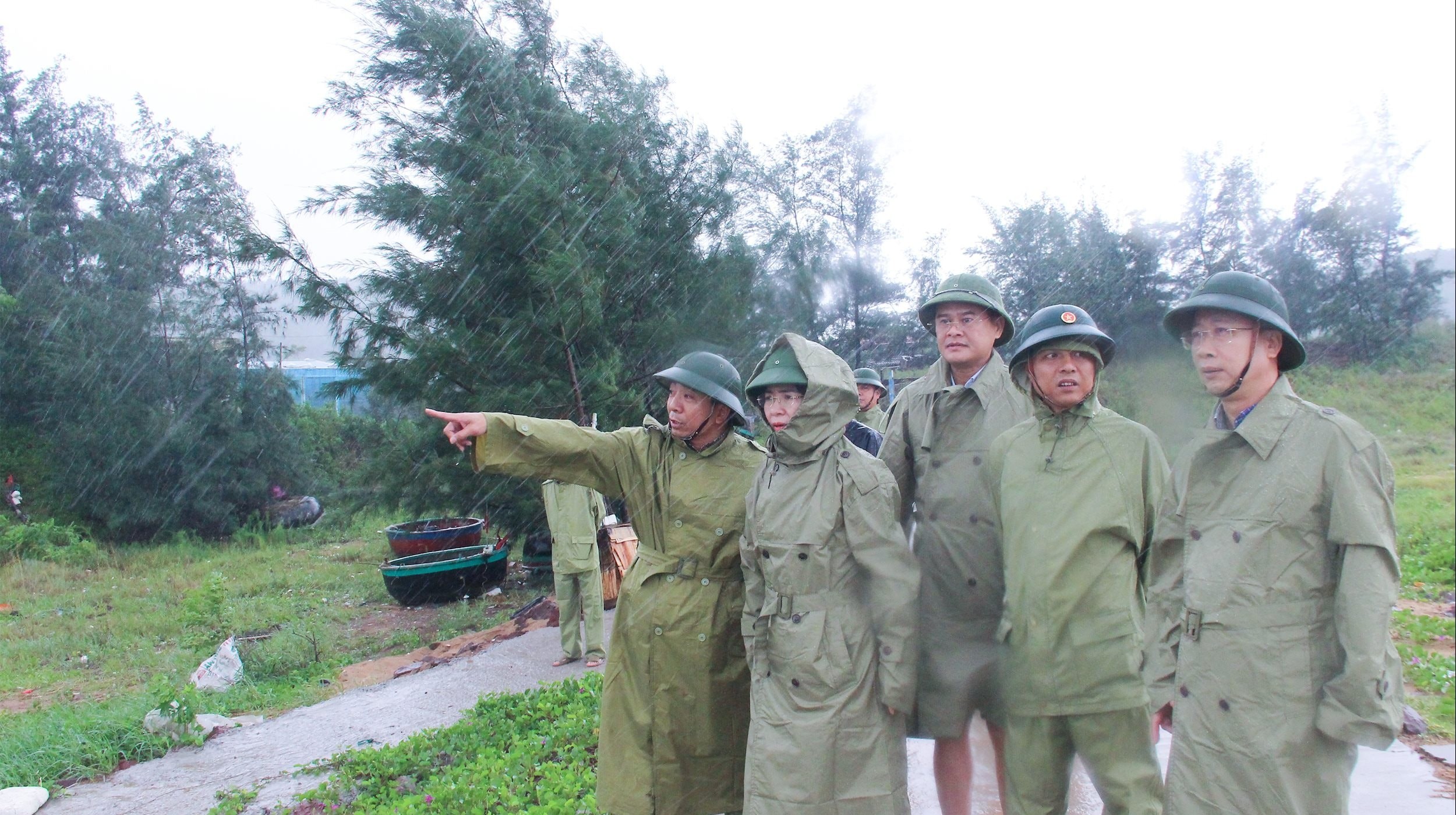 Lãnh đạo tỉnh Nghệ An tập trung chỉ đạo chống bão số 5