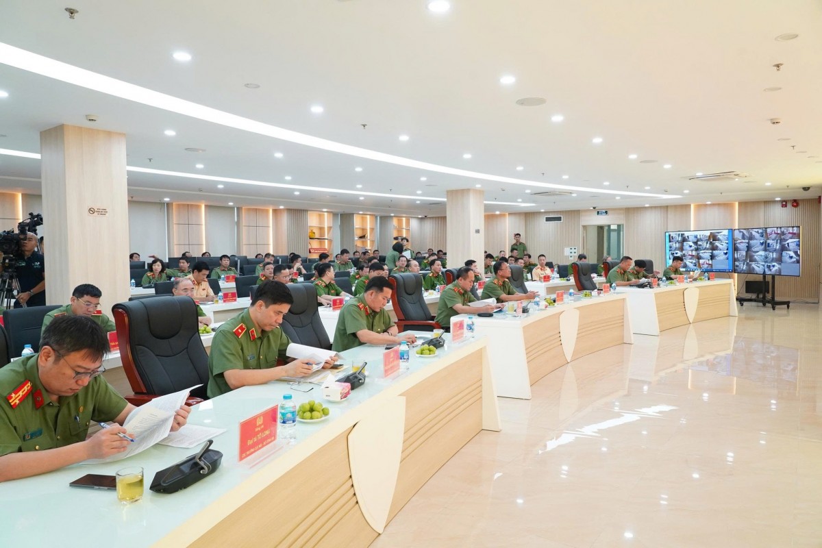 Tuyệt đối không sơ suất, đảm bảo an ninh ở mức cao nhất cho Lễ kỷ niệm 80 năm Cách mạng tháng Tám Đảm bảo an ninh ở mức cao nhất cho Lễ kỷ niệm A80