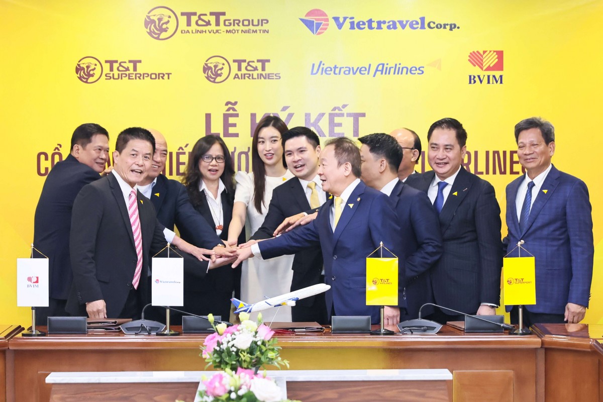 Vietravel Airlines tham gia Triển lãm thành tựu đất nước nhân kỷ niệm 80 năm Quốc khánh