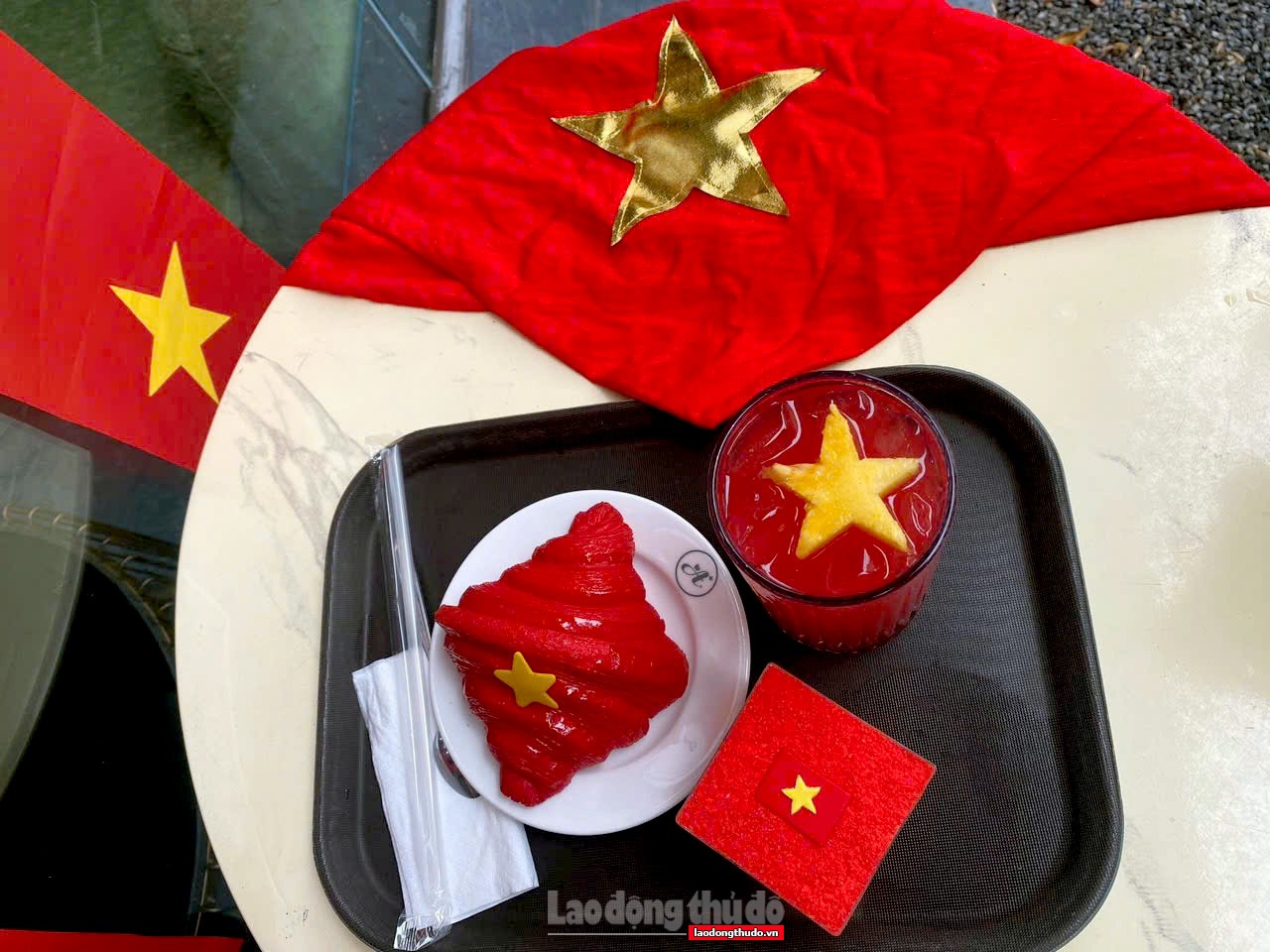 Lan tỏa tình yêu Tổ quốc bằng sắc màu ẩm thực và không gian sáng tạo