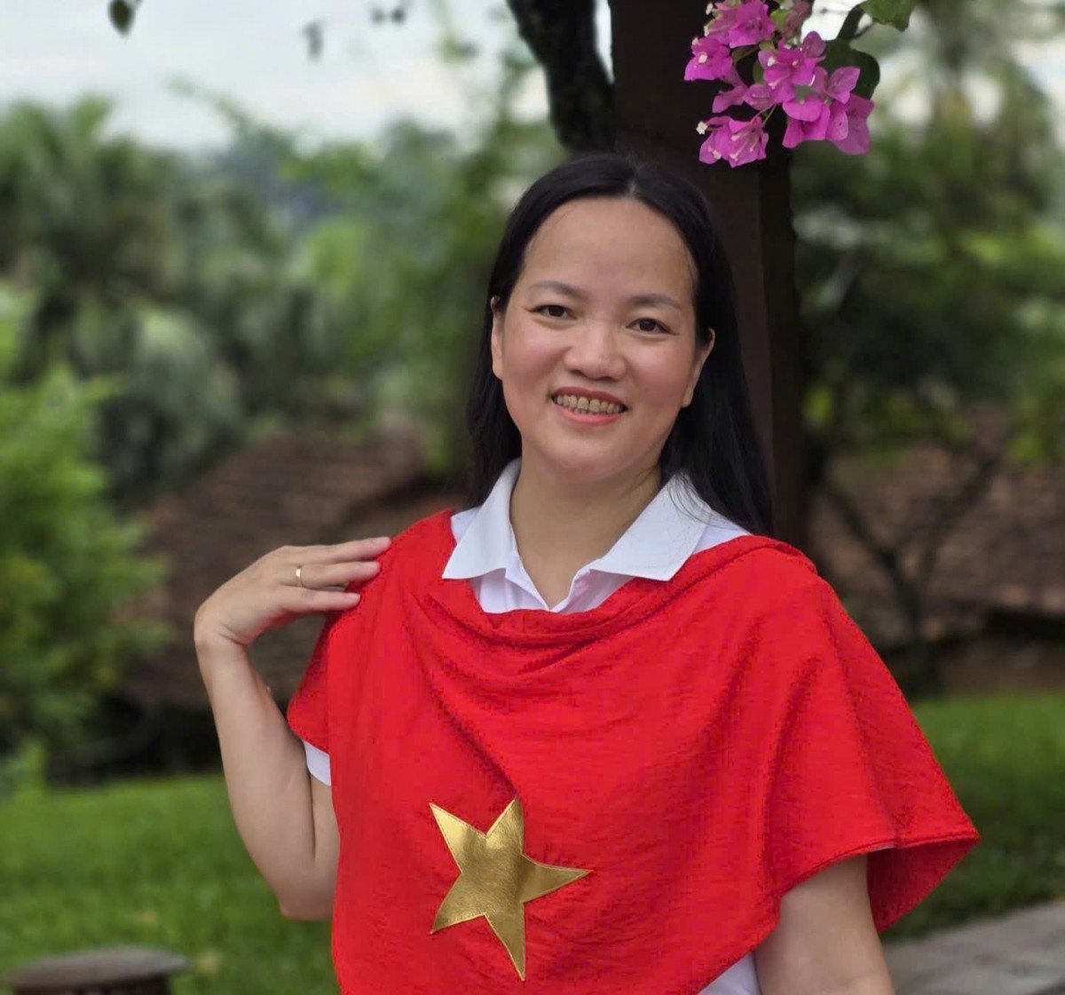 Hàng vạn người dân, du khách xuống đường xem sơ duyệt diễu binh, diễu hành chuẩn bị cho Đại lễ 2/9