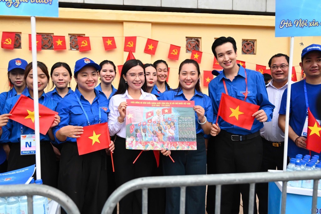 Chủ tịch UBND thành phố Hà Nội sẽ trực tiếp lắng nghe, giải quyết kiến nghị của thanh niên trong tháng 11