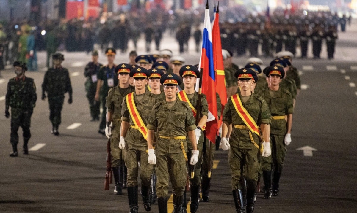 TRỰC TIẾP: Sơ duyệt cấp Nhà nước lễ diễu binh, diễu hành A80