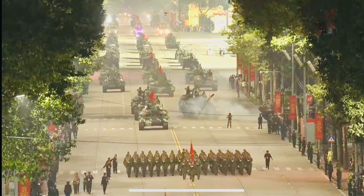 TRỰC TIẾP: Sơ duyệt cấp Nhà nước lễ diễu binh, diễu hành A80