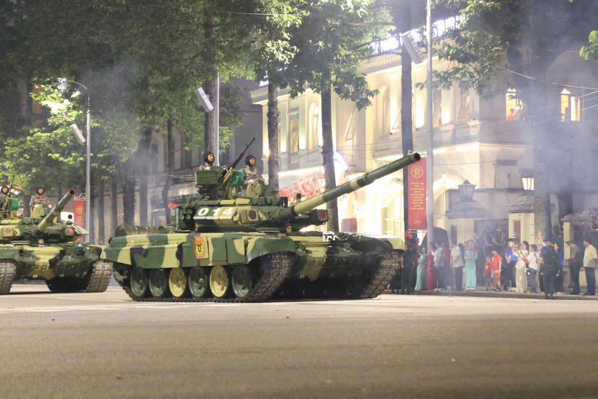 TRỰC TIẾP: Sơ duyệt cấp Nhà nước lễ diễu binh, diễu hành A80