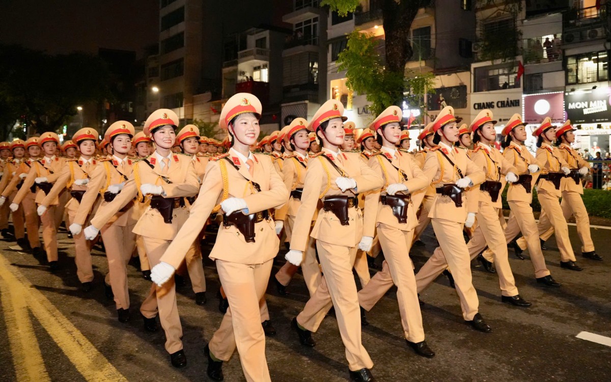 TRỰC TIẾP: Sơ duyệt cấp Nhà nước lễ diễu binh, diễu hành A80