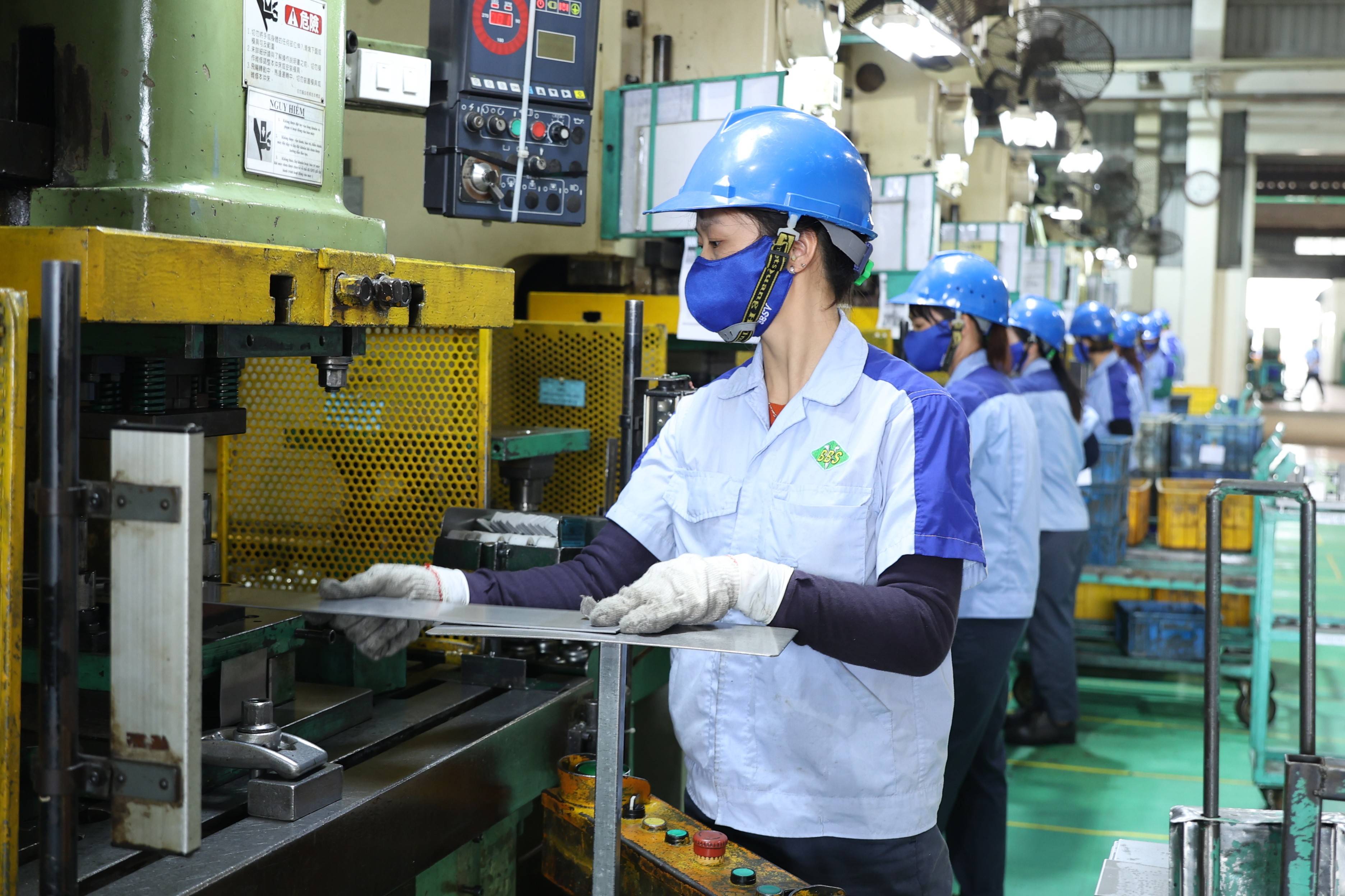 Cùng đất nước bước vào kỷ nguyên vươn mình