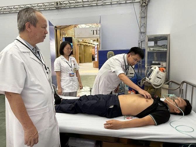 Sẵn sàng đáp ứng y tế phục vụ tổ chức Triển lãm thành tựu kinh tế - xã hội