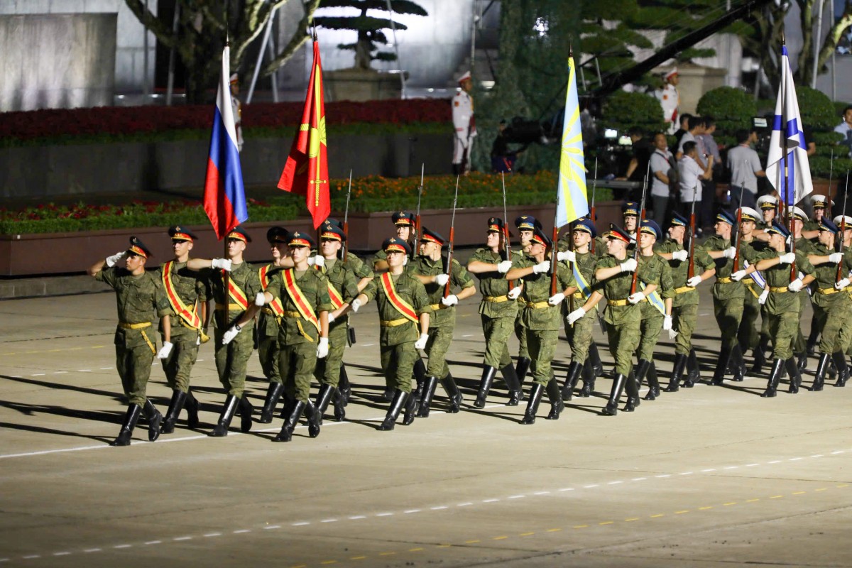 Khối quân nhân Nga, Lào, Campuchia tham dự sơ duyệt A80