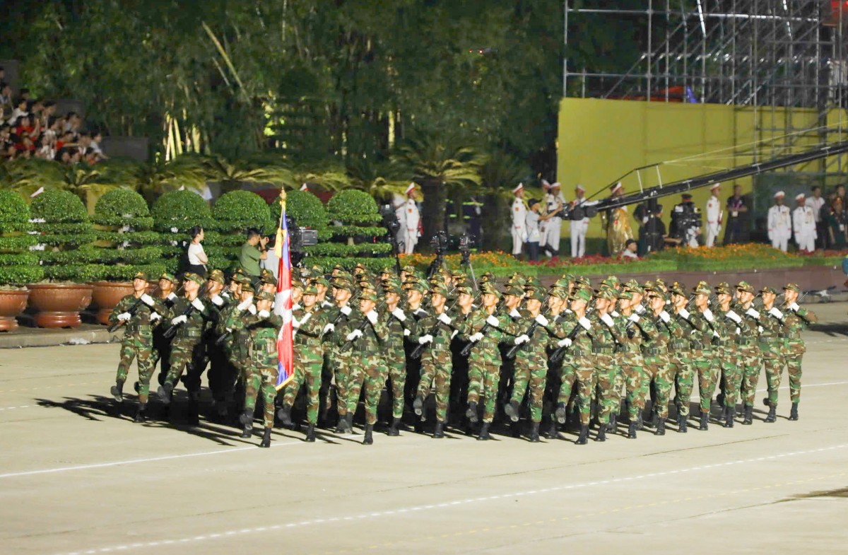 Khối quân nhân Nga, Lào, Campuchia tham dự sơ duyệt A80