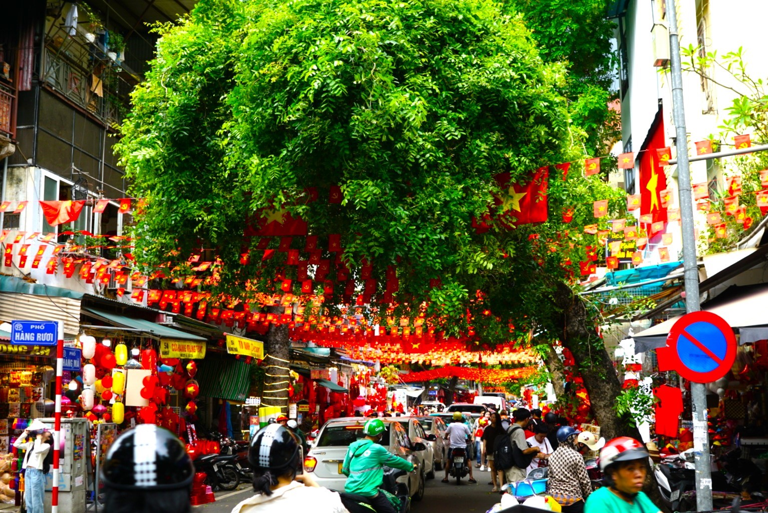 Phố hàng trong trái tim người Hà Nội