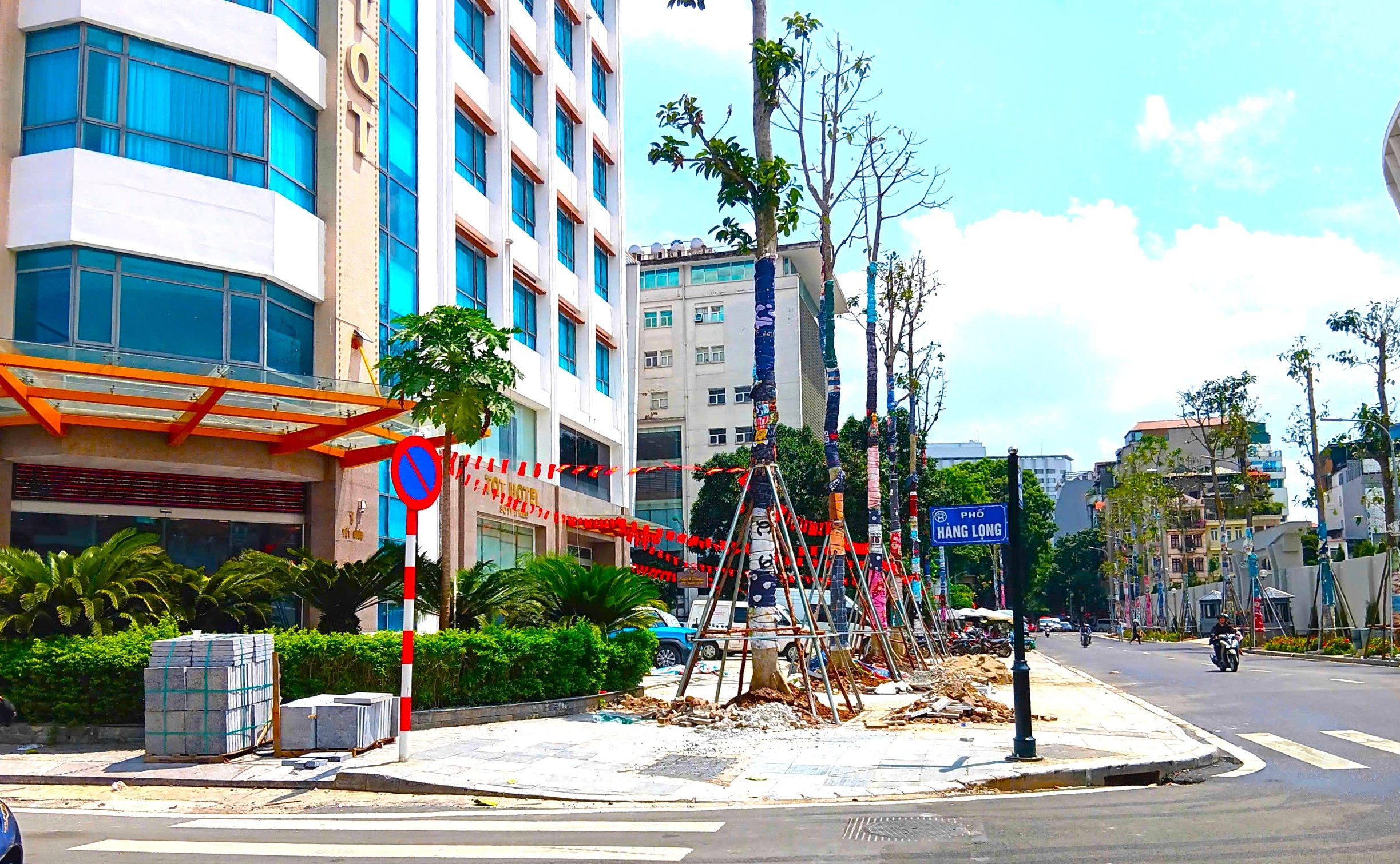 Phố hàng trong trái tim người Hà Nội