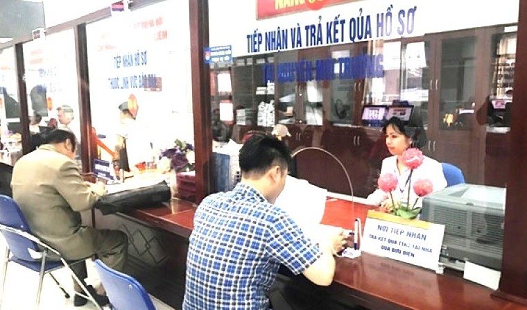 Hà Nội chấn chỉnh tình trạng lạm dụng yêu cầu nộp bản sao có chứng thực