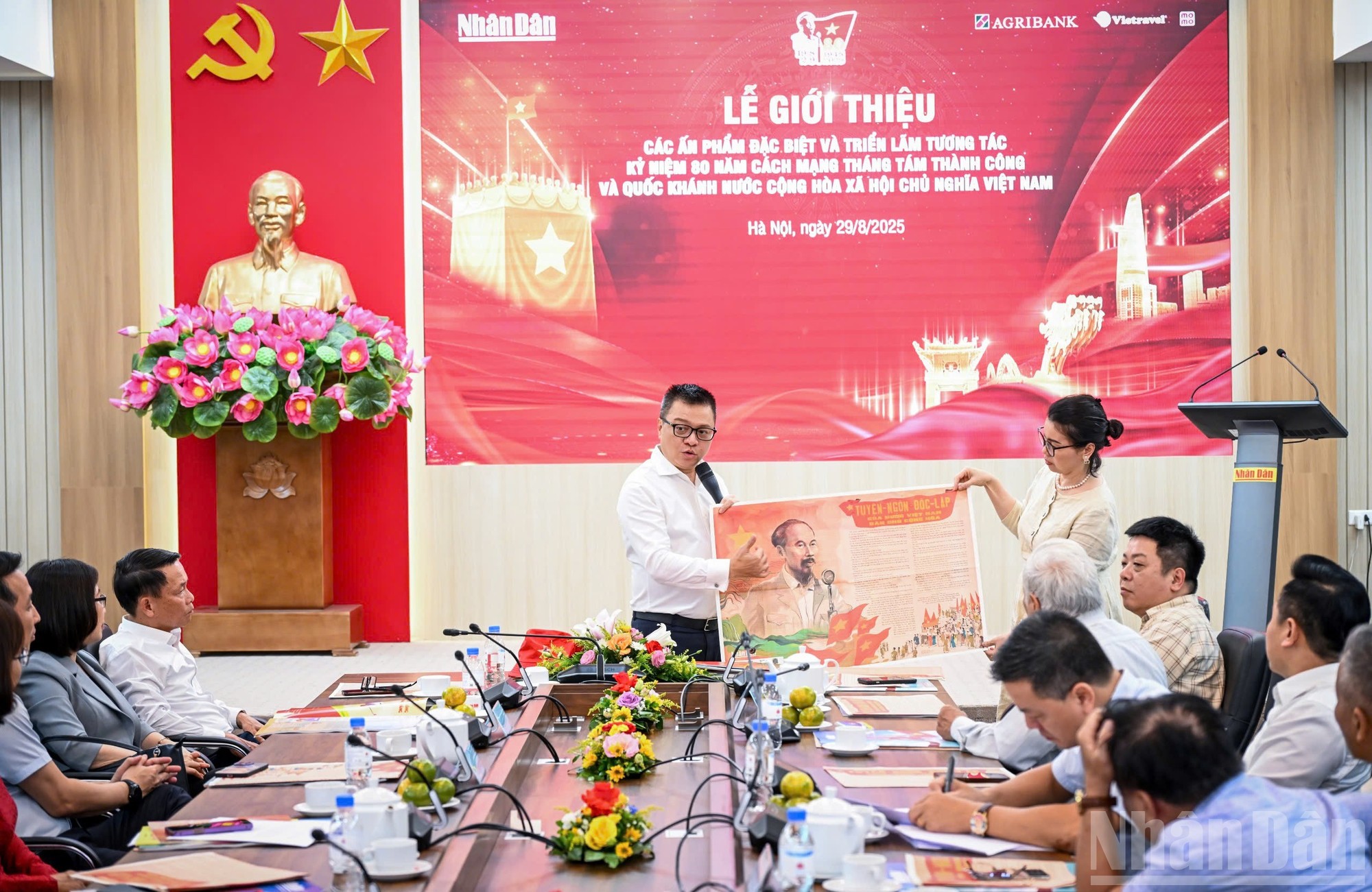 Báo Nhân Dân ra mắt phụ san đặc biệt kỷ niệm 80 năm Quốc khánh 2/9