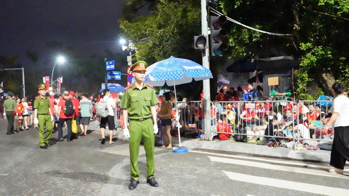 An ninh thắt chặt trước giờ tập kết các khối diễu binh