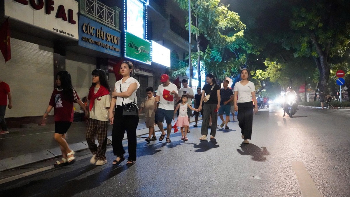 An ninh thắt chặt trước giờ tập kết các khối diễu binh